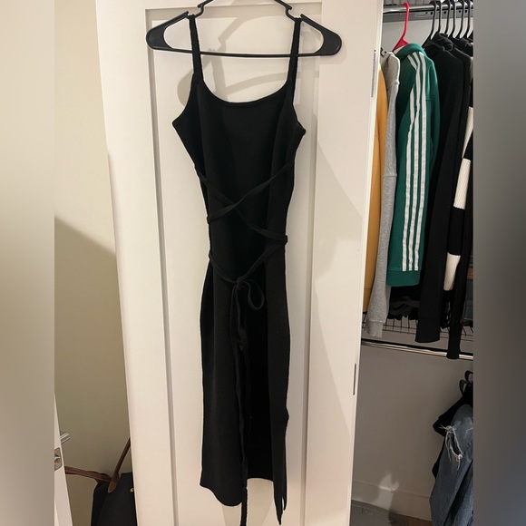 Brand new with tags Line & Dot Dress, size large. - Picture 3 of 5